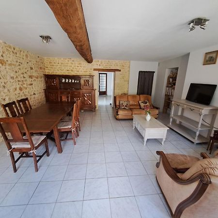 Domaine De La Briouse Bed & Breakfast Sanxay Dış mekan fotoğraf