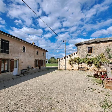 Domaine De La Briouse Bed & Breakfast Sanxay Dış mekan fotoğraf